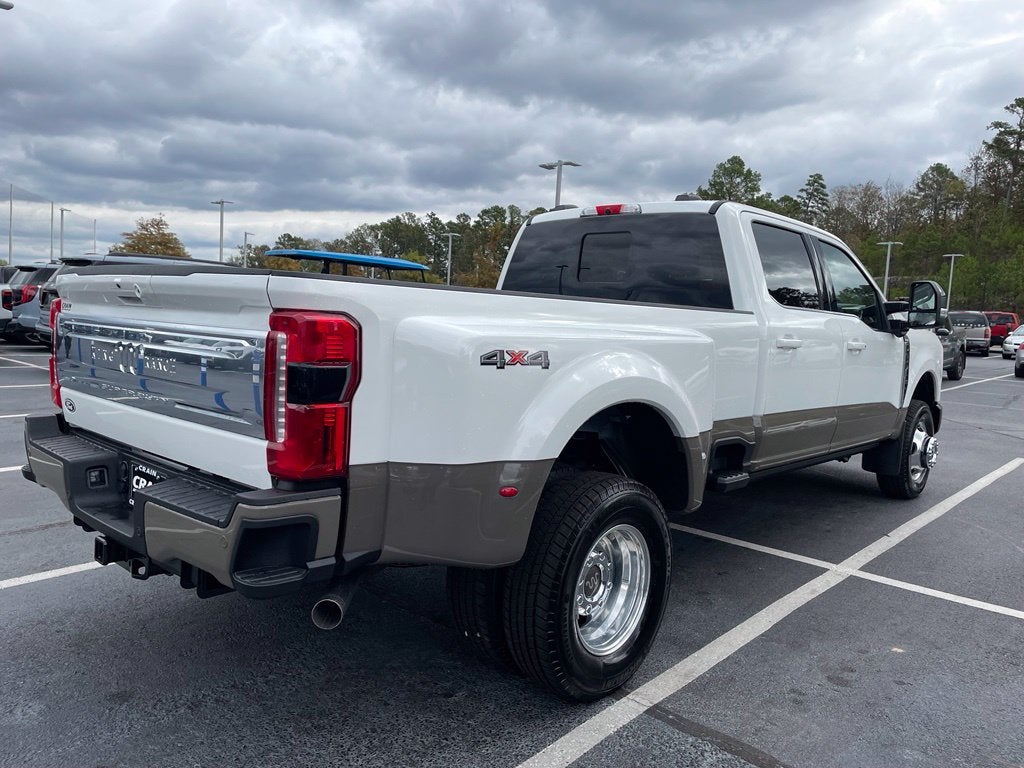 2027 Ford F-350SD King Ranch DRW