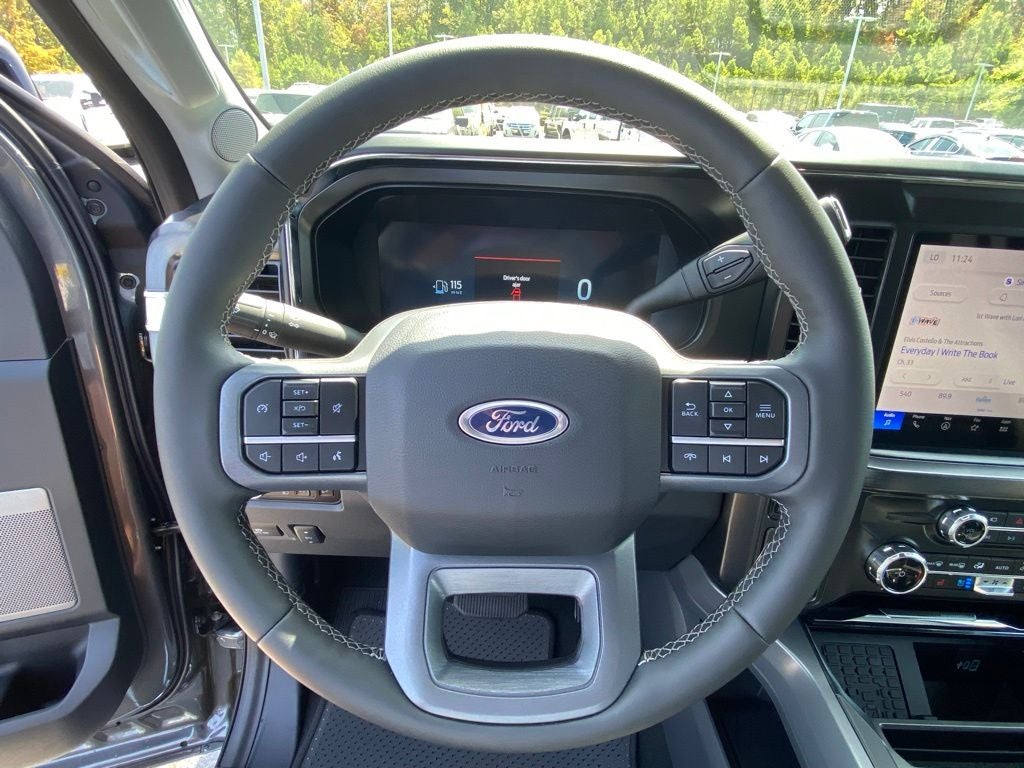 2026 Ford F-350SD Lariat DRW