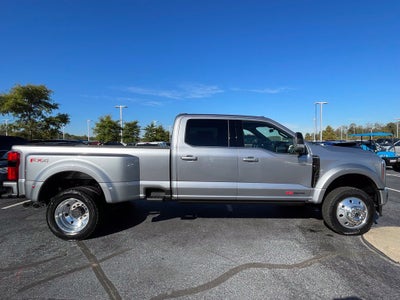 2027 Ford F-450SD Platinum