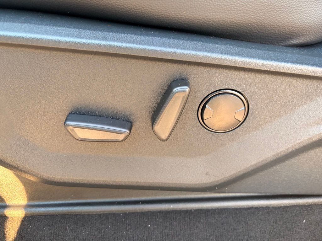 2026 Ford F-450SD Lariat DRW