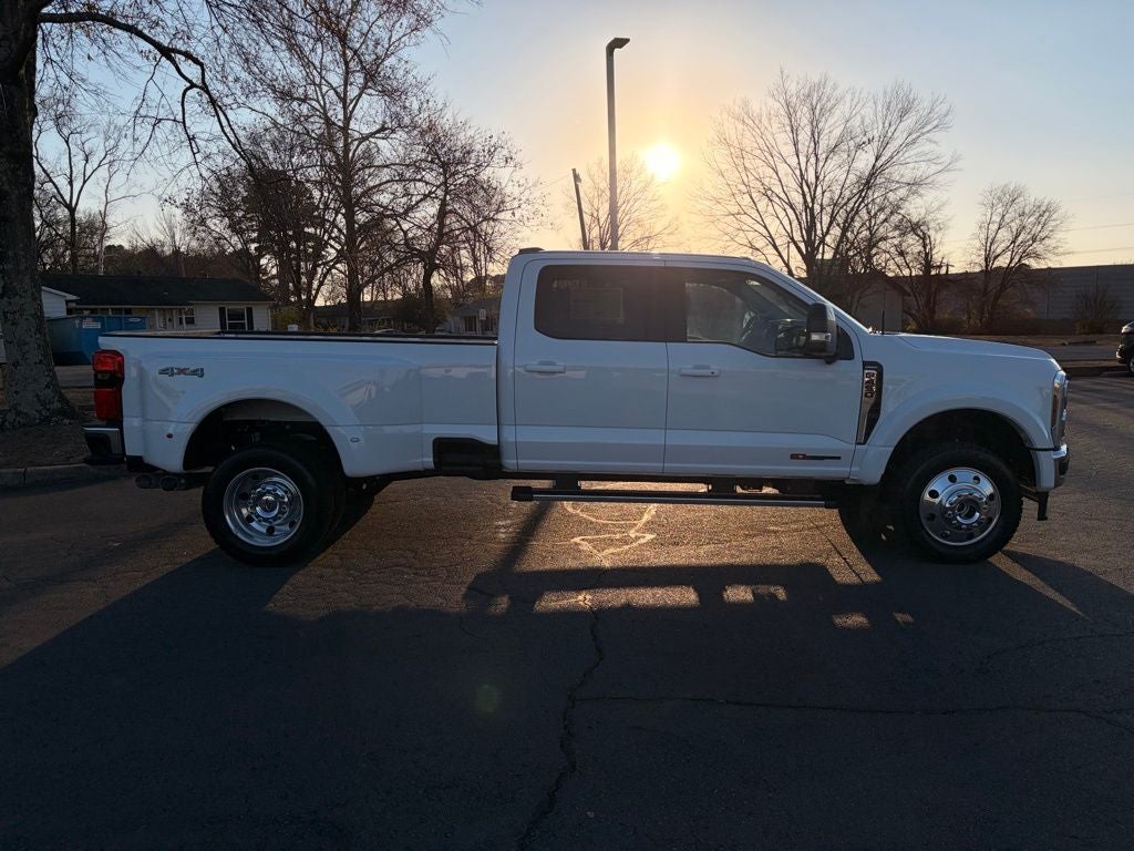 2026 Ford F-450SD Lariat DRW
