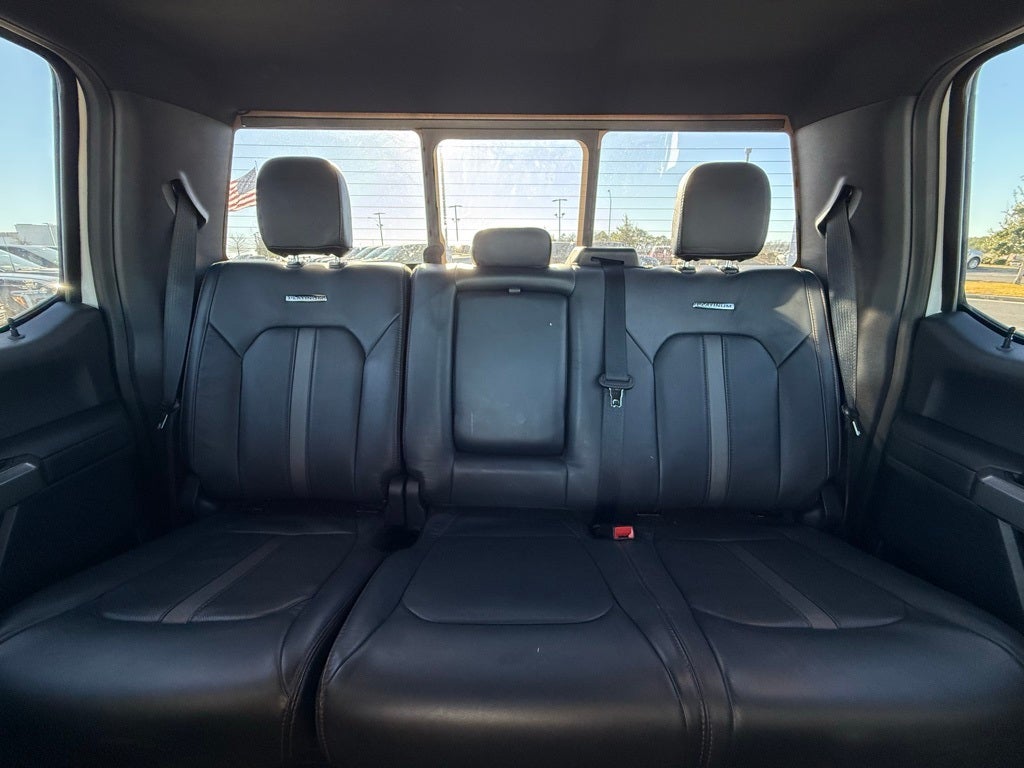 2022 Ford F-450SD Platinum