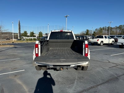 2022 Ford F-450SD Platinum