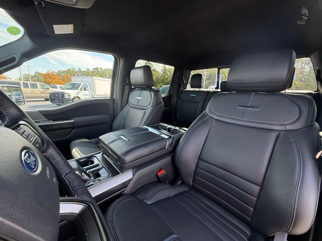 2025 Ford F-150 Platinum