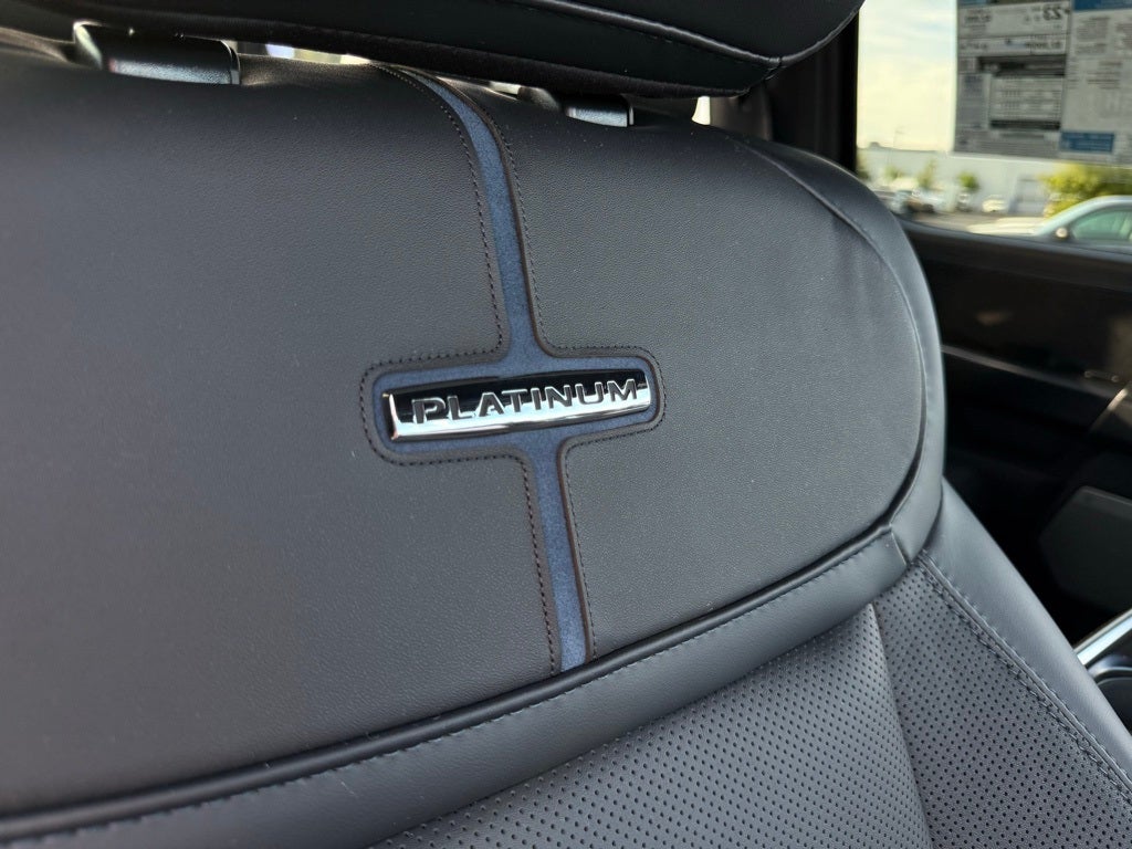 2025 Ford F-150 Platinum