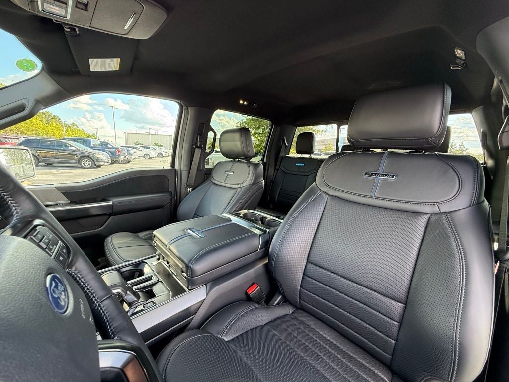 2025 Ford F-150 Platinum