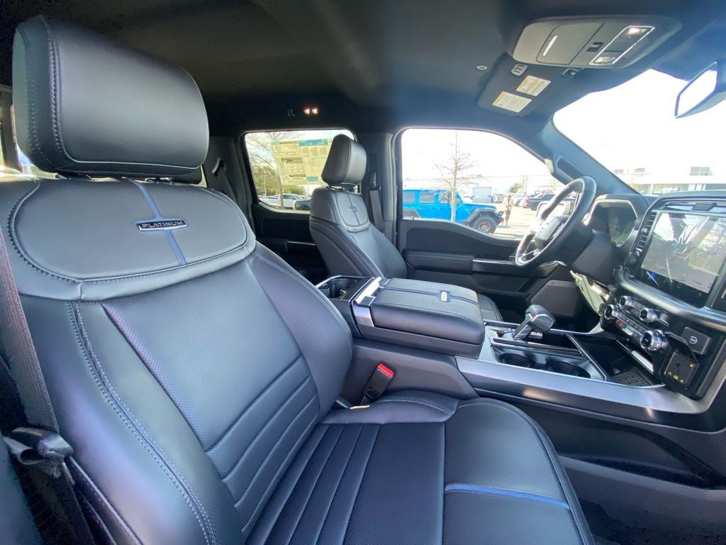 2025 Ford F-150 Platinum