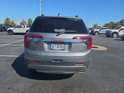 2022 GMC Acadia AT4