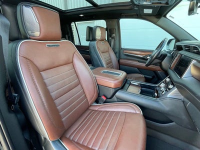 2023 GMC Yukon XL Denali Ultimate