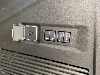 2025 GMC Yukon AT4 Ultimate