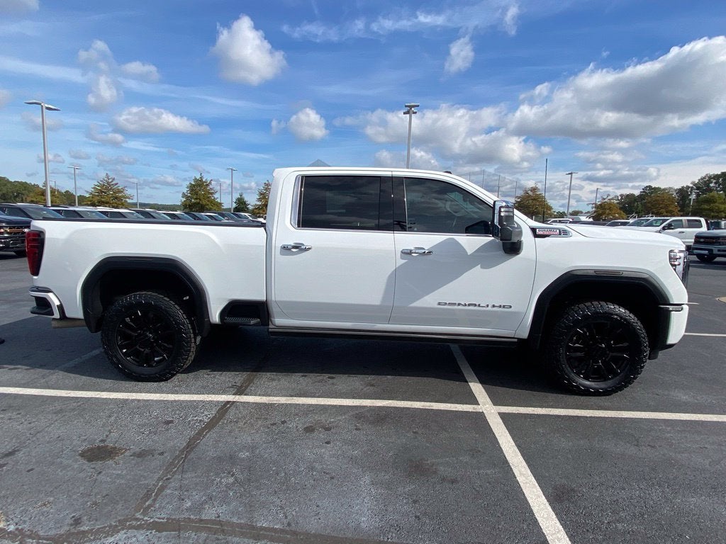 2025 GMC Sierra 2500HD Denali