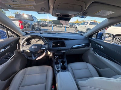 2021 Cadillac XT4 Luxury