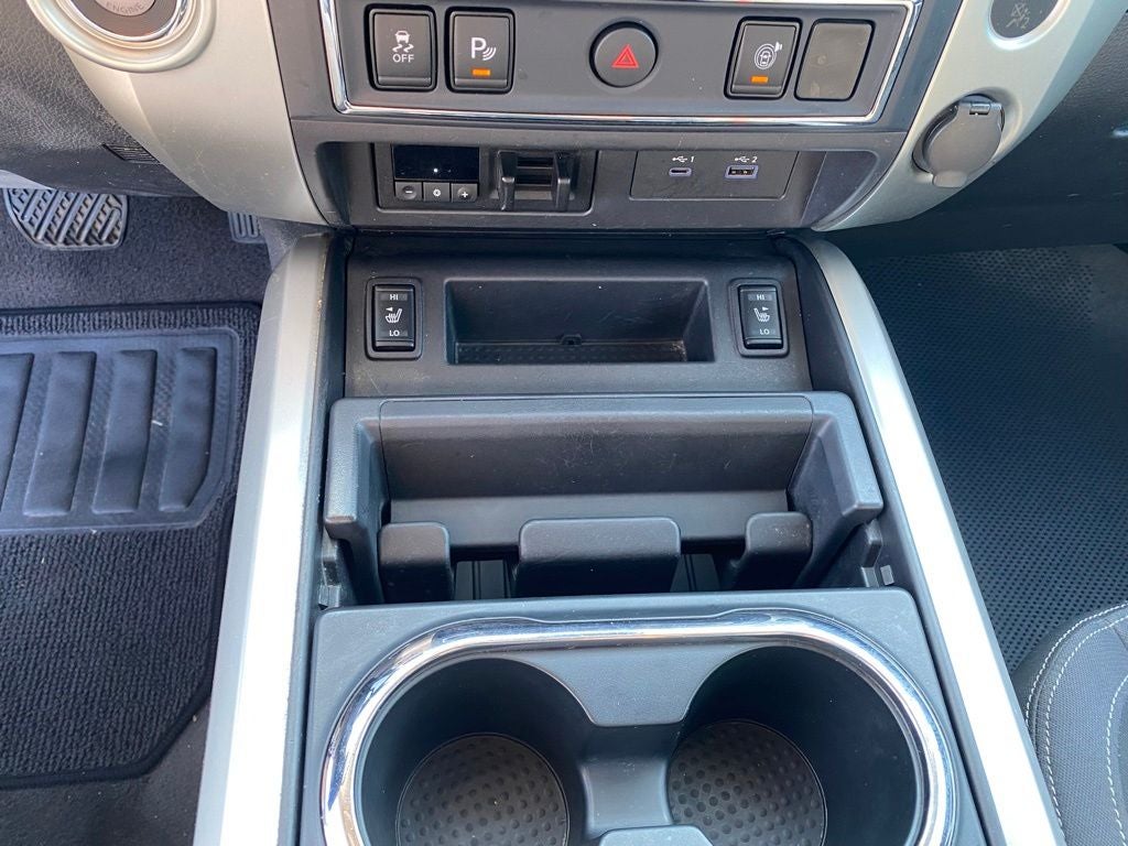 2021 Nissan Titan SV