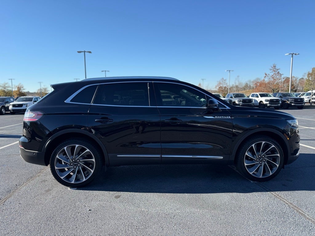 2021 Lincoln Nautilus Reserve