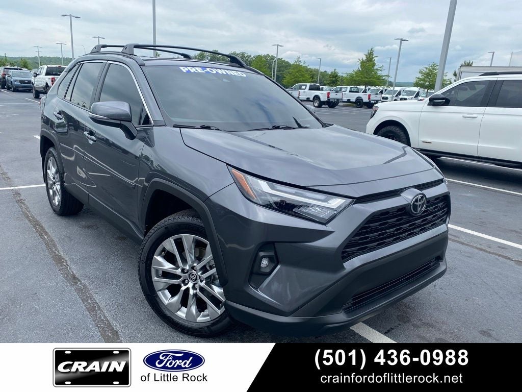 2025 Toyota RAV4 XLE Premium