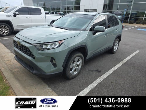 2020 Toyota RAV4 XLE