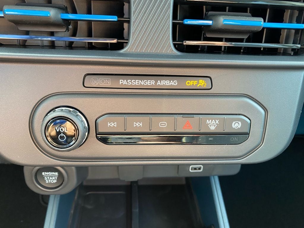 2026 Ford Maverick Lobo Standard