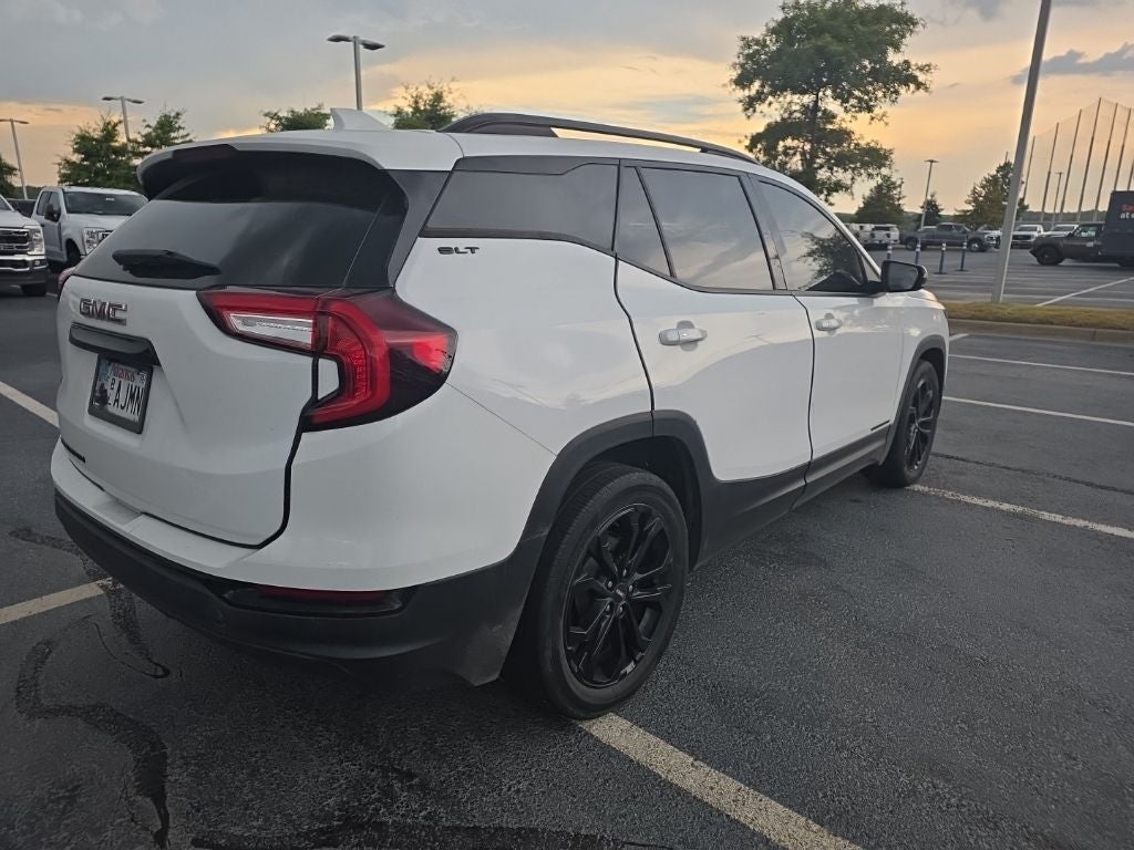 2022 GMC Terrain SLT