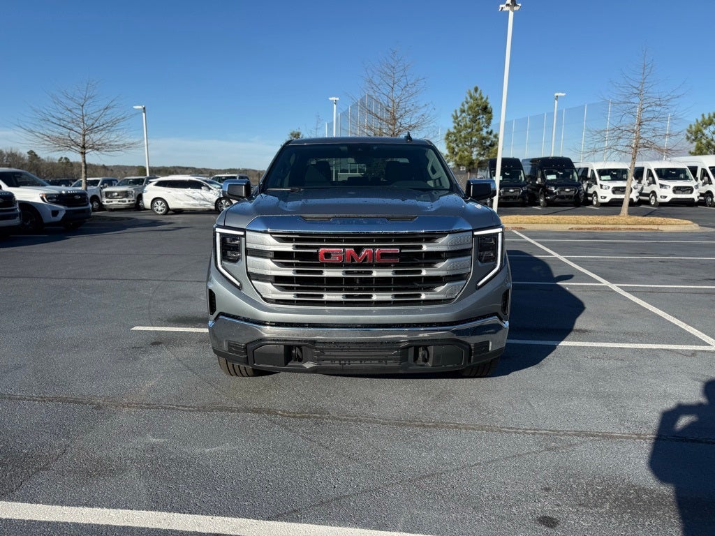 Used 2025 GMC Sierra 1500 SLE with VIN 3GTUUBED5SG230788 for sale in Little Rock