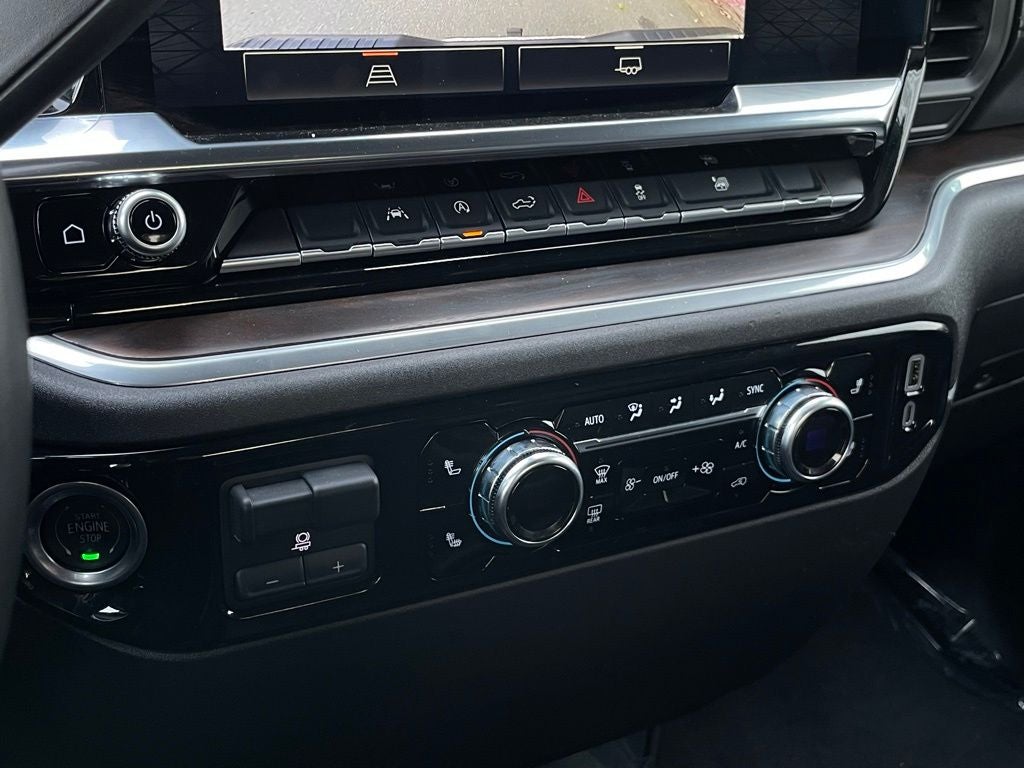 2025 GMC Sierra 1500 SLT - Photo 19