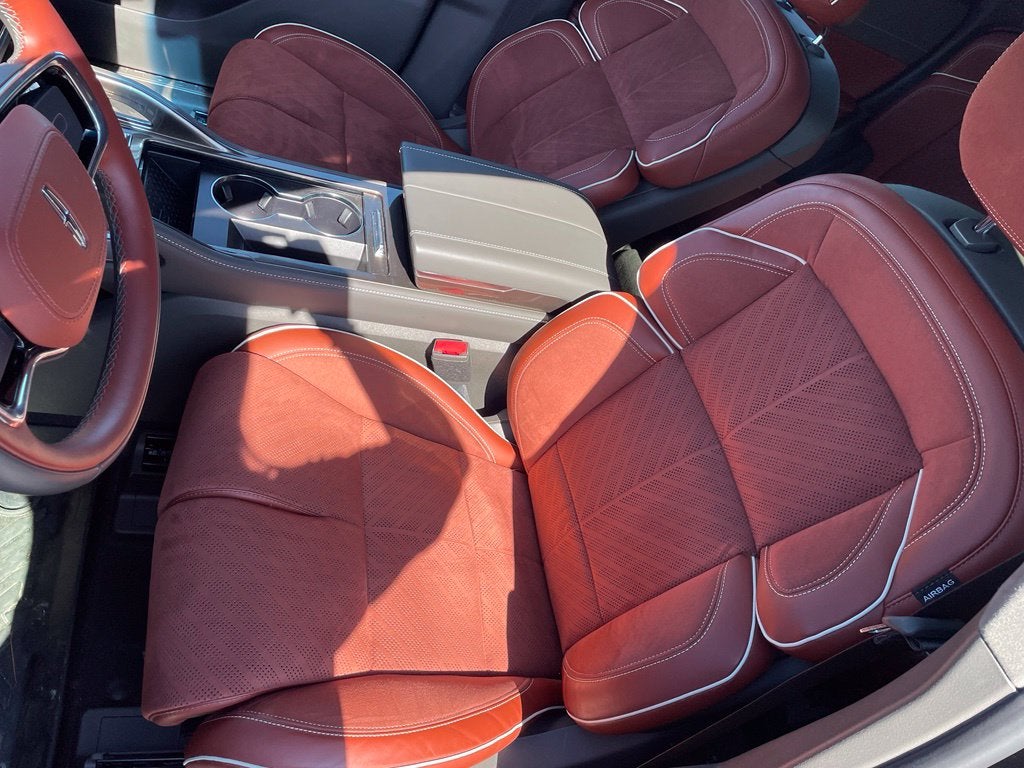 2024 Lincoln Nautilus Black Label