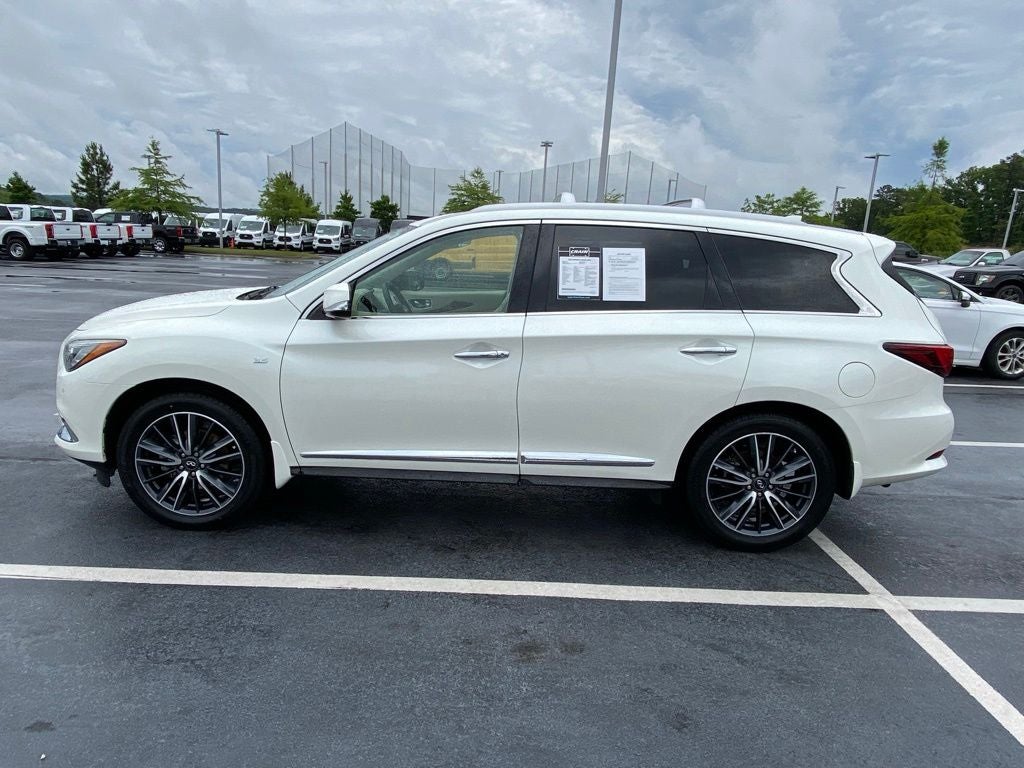 2019 INFINITI QX60 LUXE