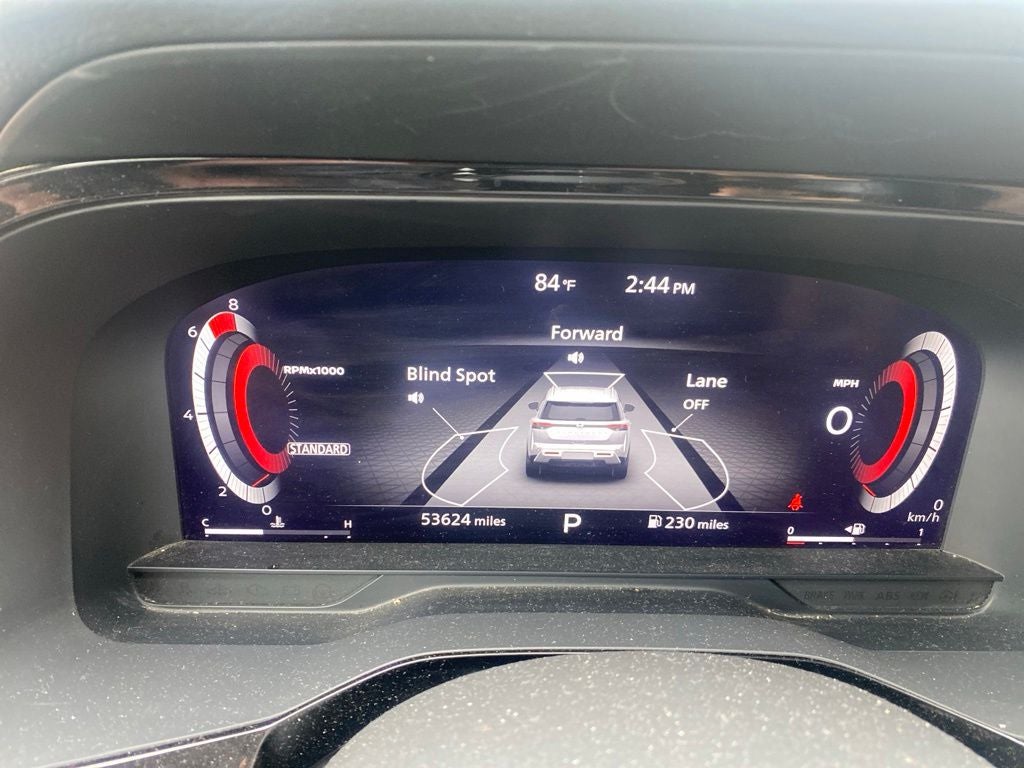2023 Nissan Pathfinder Platinum