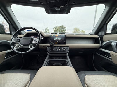 2023 Land Rover Defender 130 X-Dynamic SE