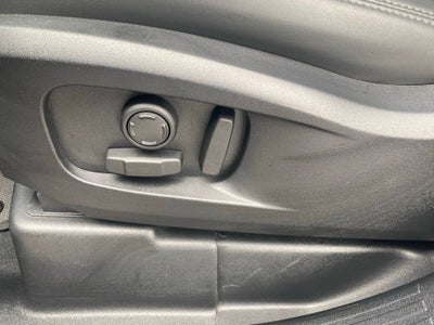 2025 Land Rover Defender 110 S