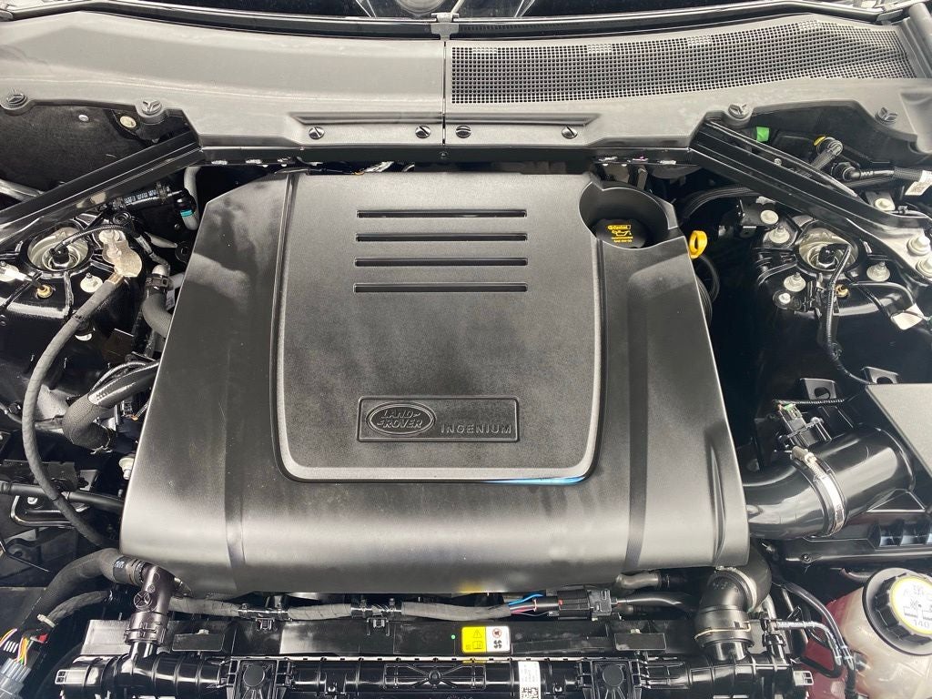 2025 Land Rover Defender 110 S