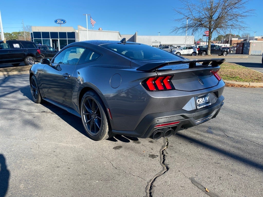 2026 Ford Mustang Dark Horse