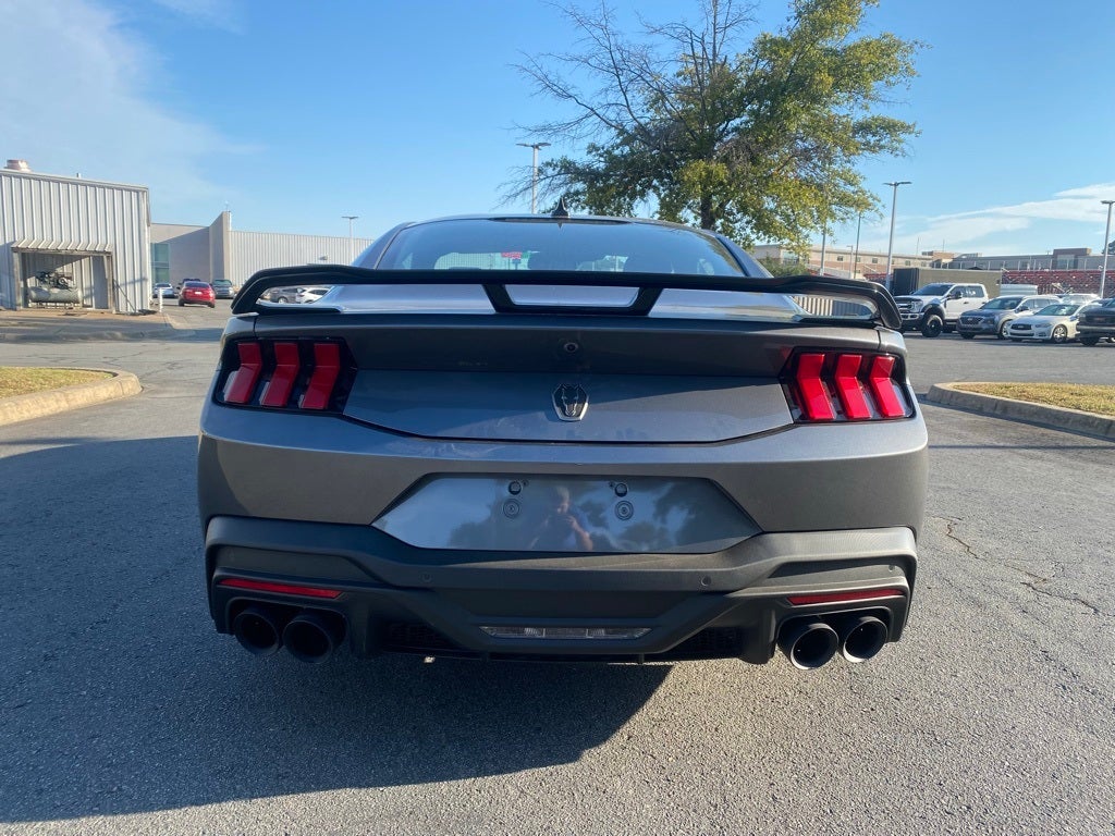 2025 Ford Mustang Dark Horse