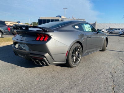 2025 Ford Mustang Dark Horse