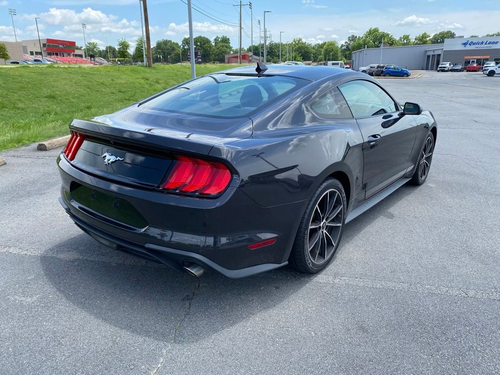 2022 Ford Mustang EcoBoost