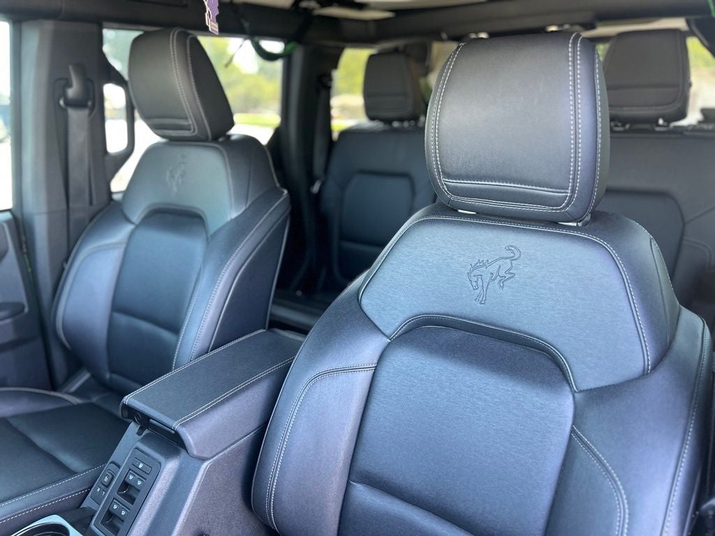 2025 Ford Bronco Big Bend BLACK APPERANCE GRAPHIC PKG