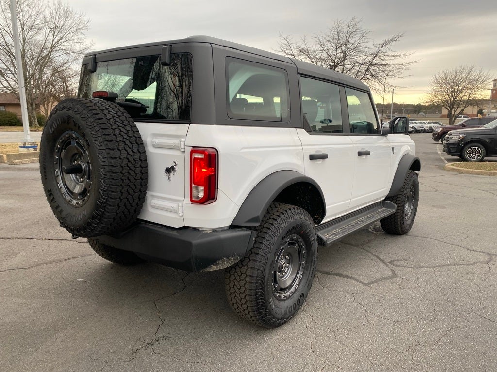 2025 Ford Bronco Base