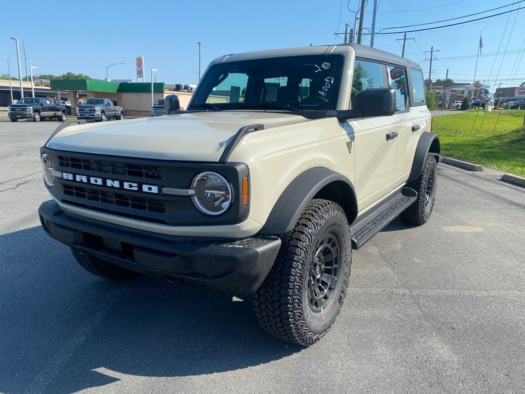 2026 Ford Bronco Base