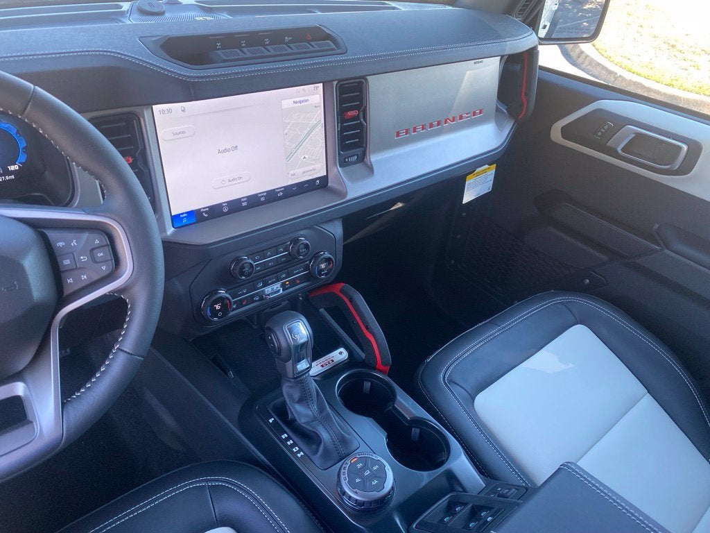 2026 Ford Bronco Outer Banks - 4WD - 2.7L ECOBOOST V6