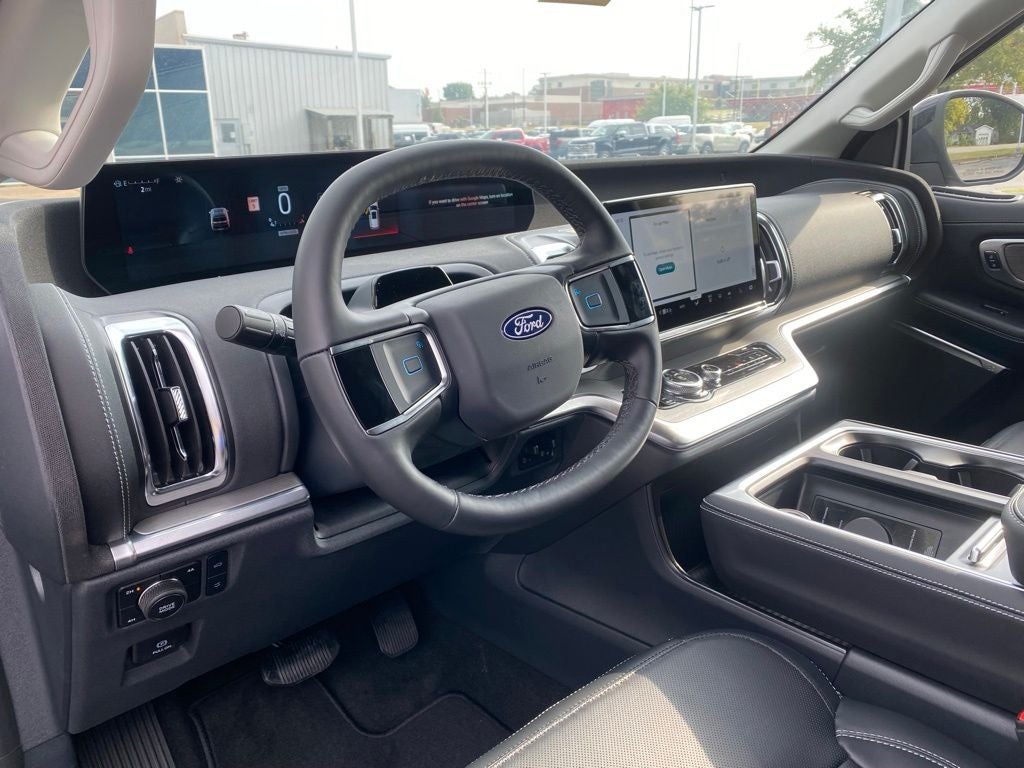 2027 Ford Expedition Platinum