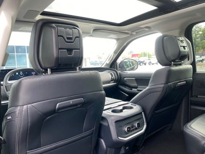 2027 Ford Expedition Platinum
