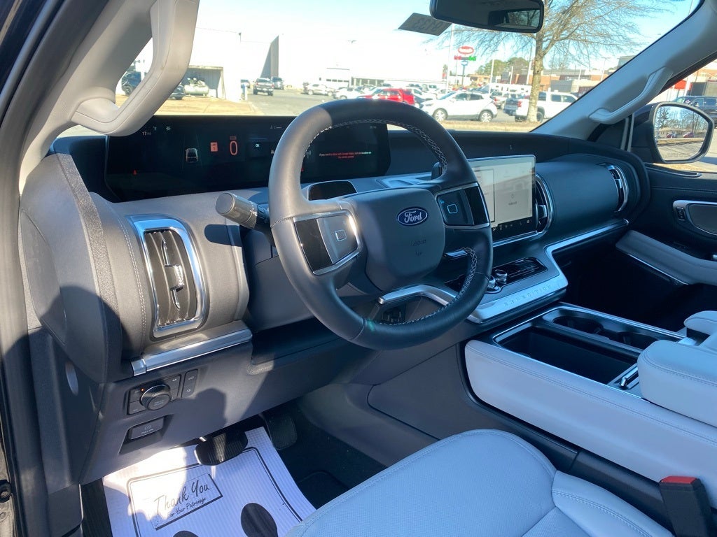 2026 Ford Expedition Platinum