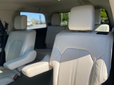 2021 Ford Expedition Platinum - 4WD - CARFAX ONE OWNER