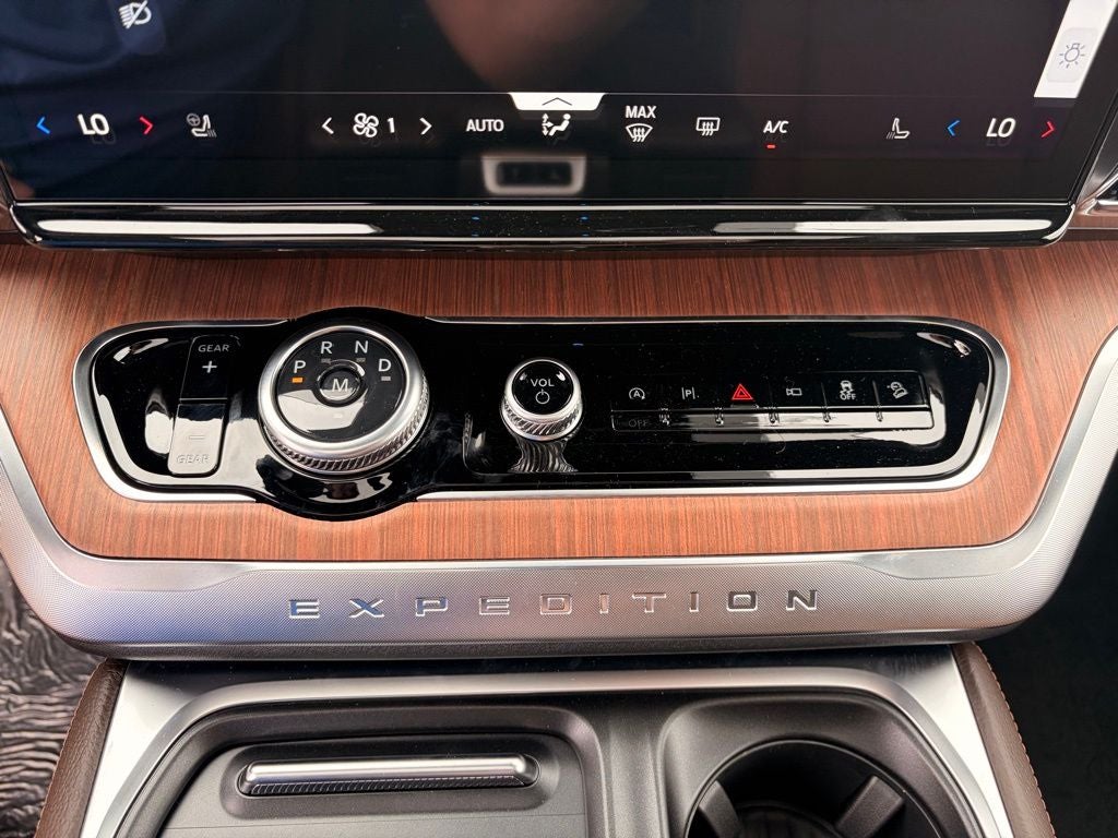 2026 Ford Expedition King Ranch