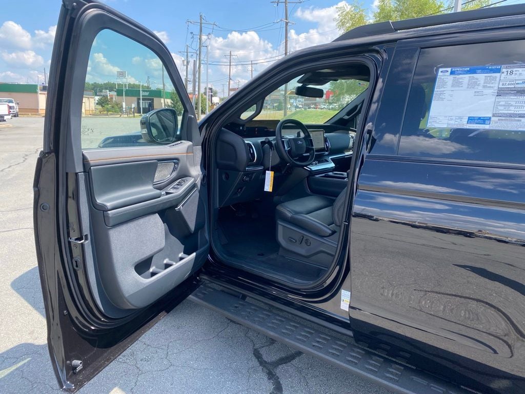 2027 Ford Expedition Tremor