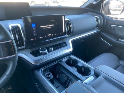 2027 Ford Expedition Tremor