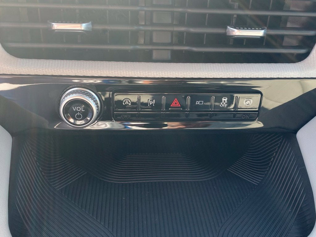 2026 Ford Explorer Active - 4WD