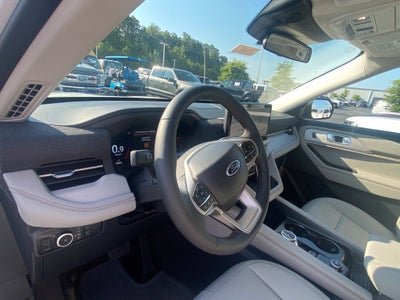 2026 Ford Explorer Active - 4WD