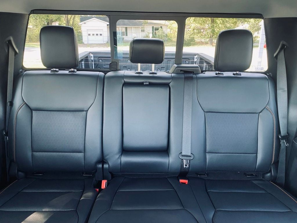 2026 Ford F-250SD Lariat - 4WD - 6.7L POWER STROKE - PREMIUM & BLACK APPEAR