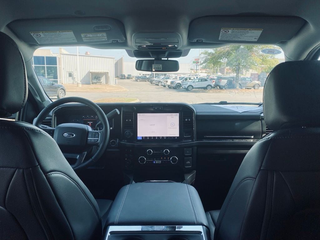 2026 Ford F-250SD Lariat - 4WD - 6.7L POWER STROKE - PREMIUM & BLACK APPEAR