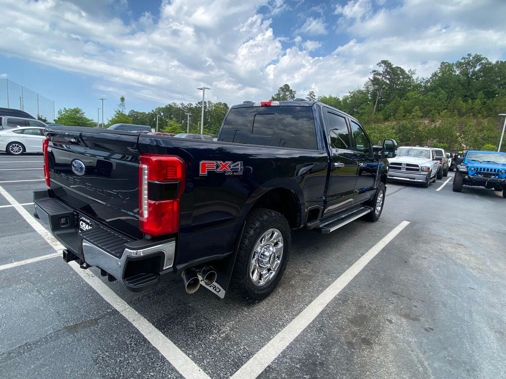 2023 Ford F-350SD Lariat
